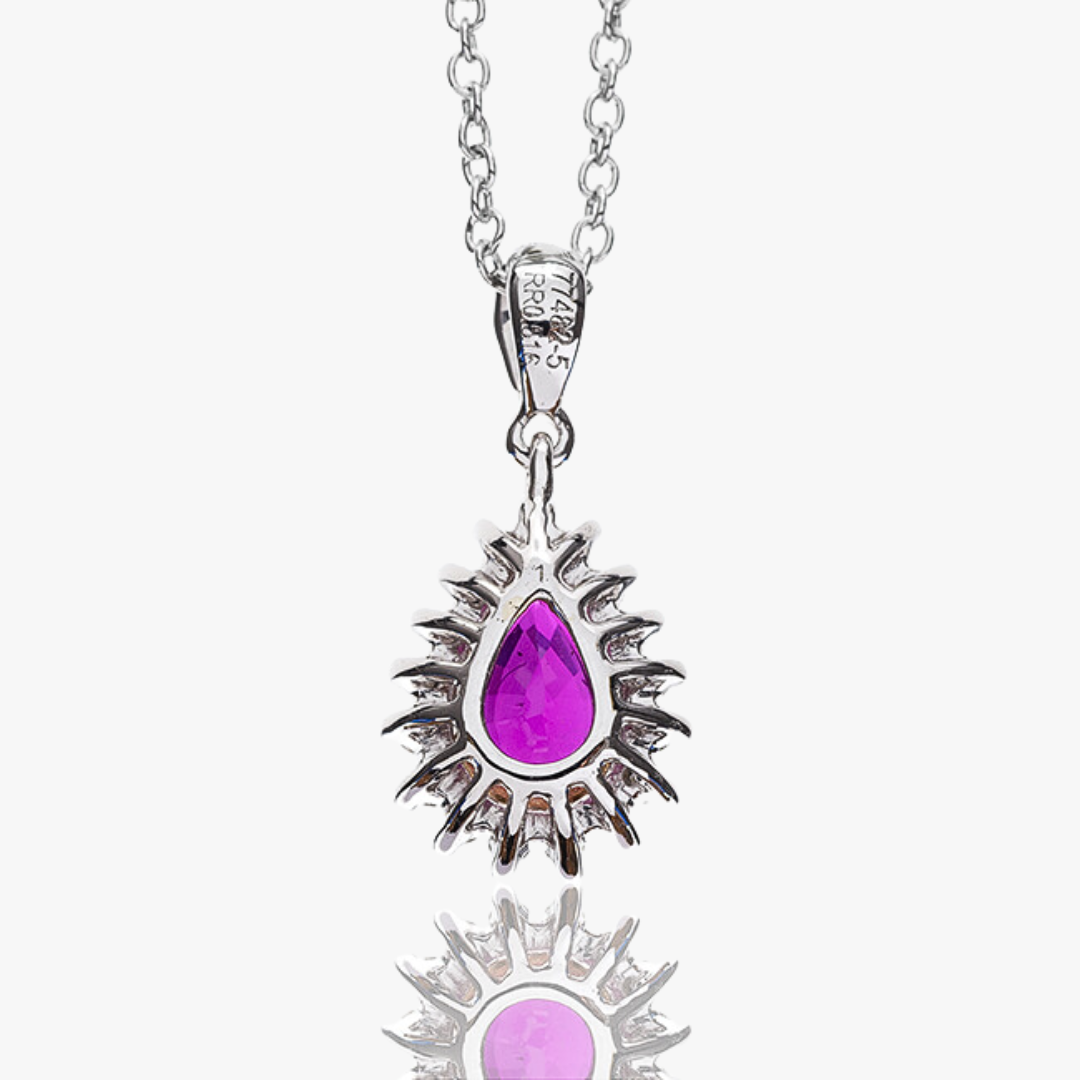 Halskette 14kt Weißgold mit 0.51ct Rubin und Diamanten
