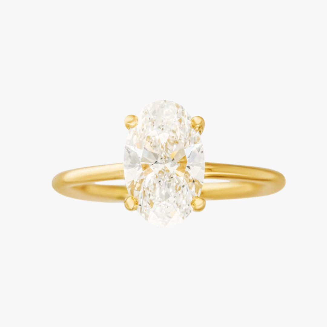 Verlobungsring mit großen Oval Diamant von Vorne