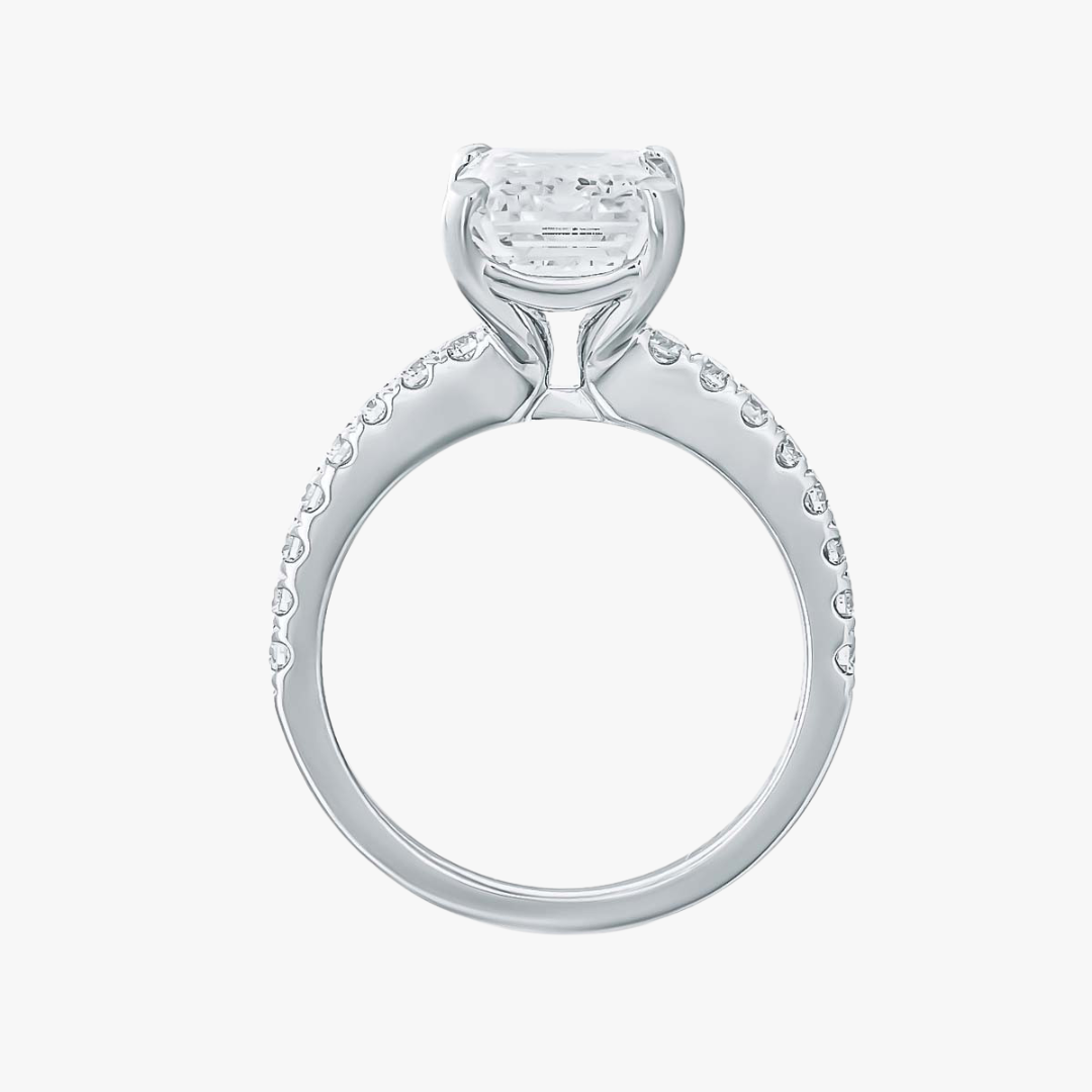 4.00carat Emerald Cut Diamantring lab-grown