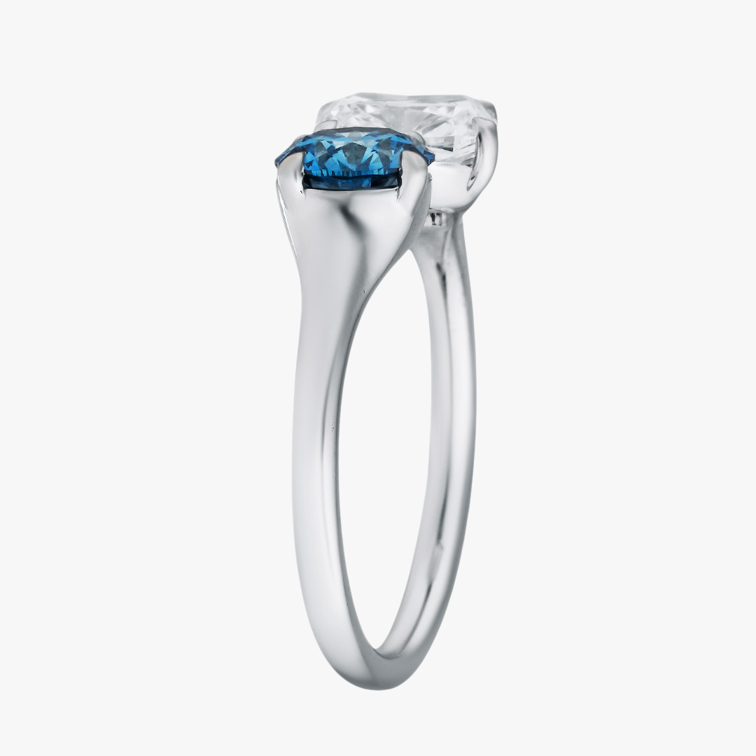 Toi et Moi Ring mit blauem Diamant