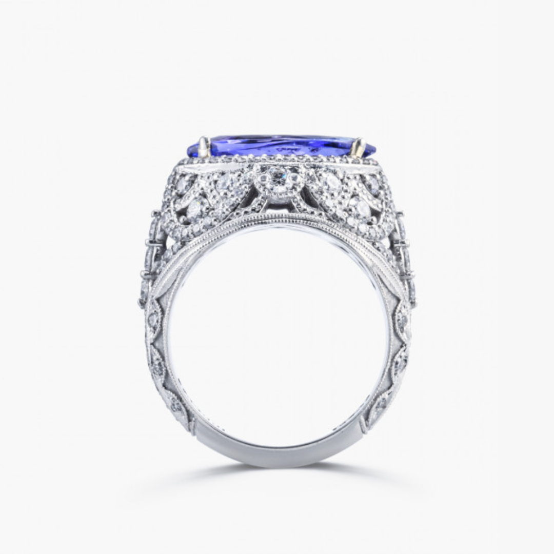 Edelstein Damenring mit Tanzanite