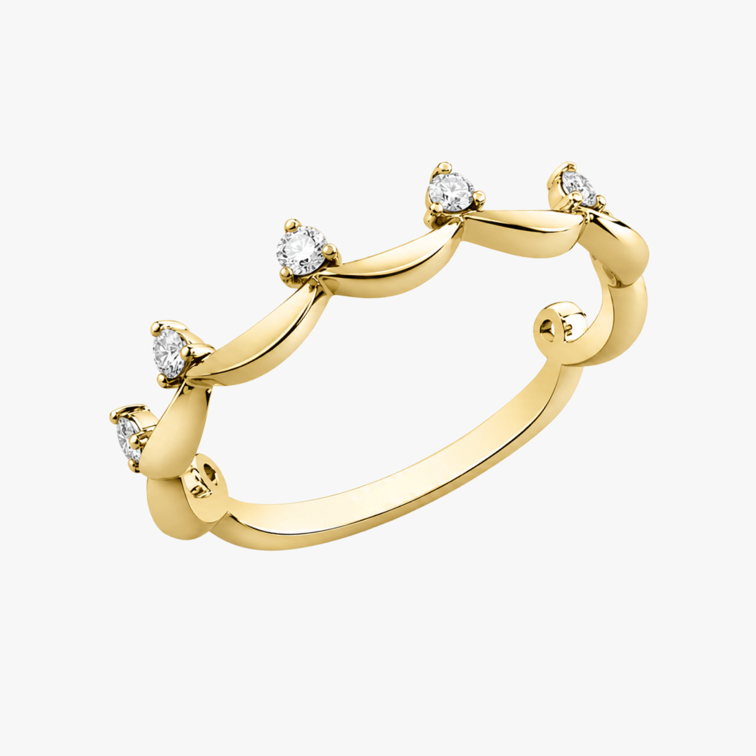 Gelbgold Ring mit Krone und natur Diamanten