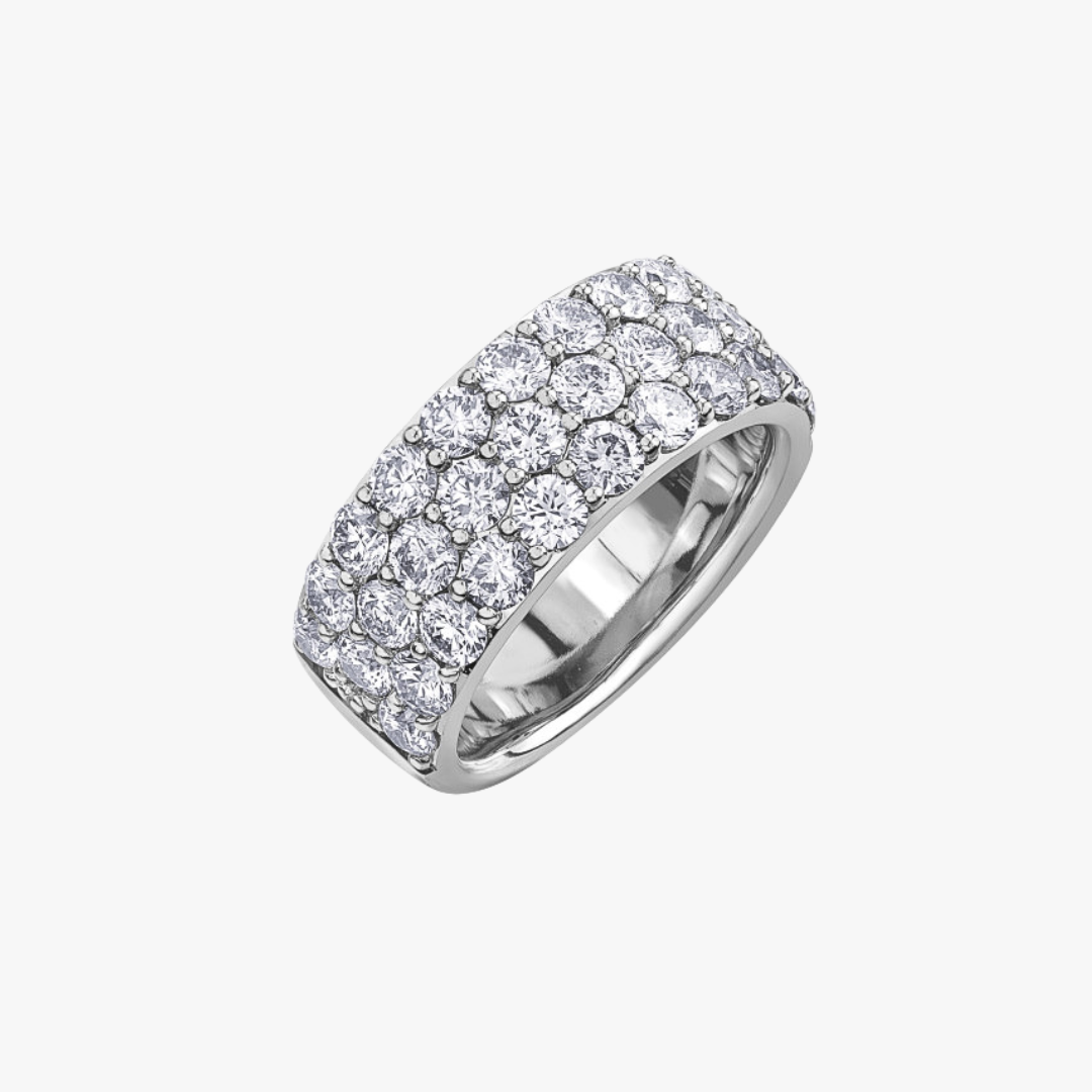 Women's ring 10kt white gold with 21 diamonds