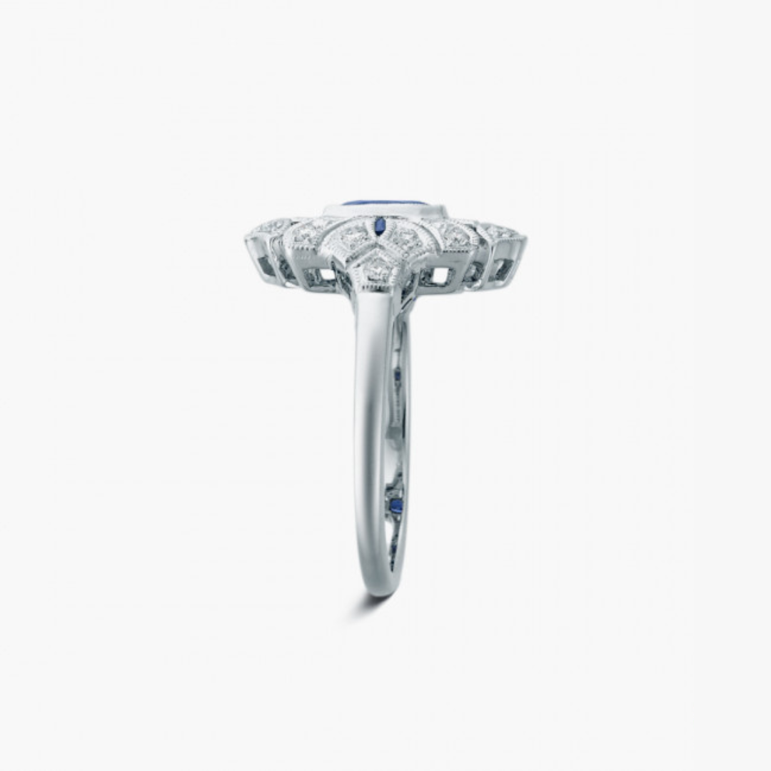 Diamant Ring mit blauen Saphir Stein seitenansicht