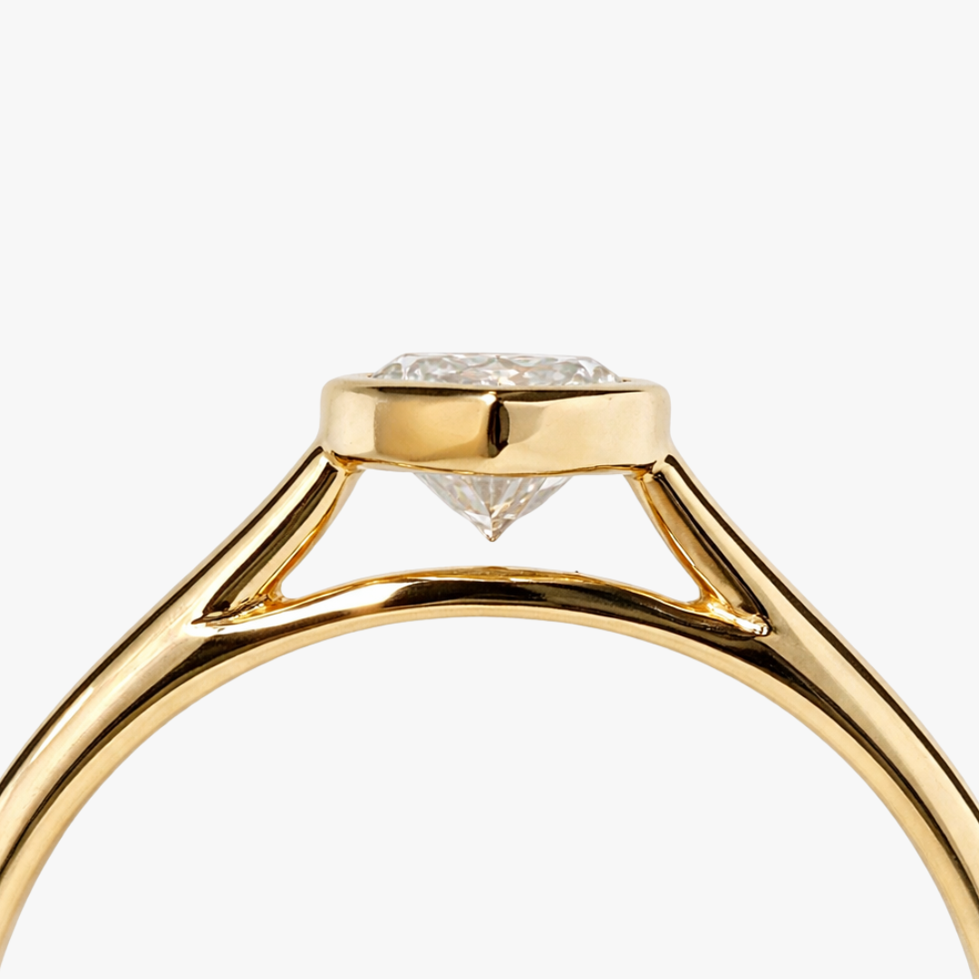 Barrys Juwelier BEZEL Verlobungsring Kollektion